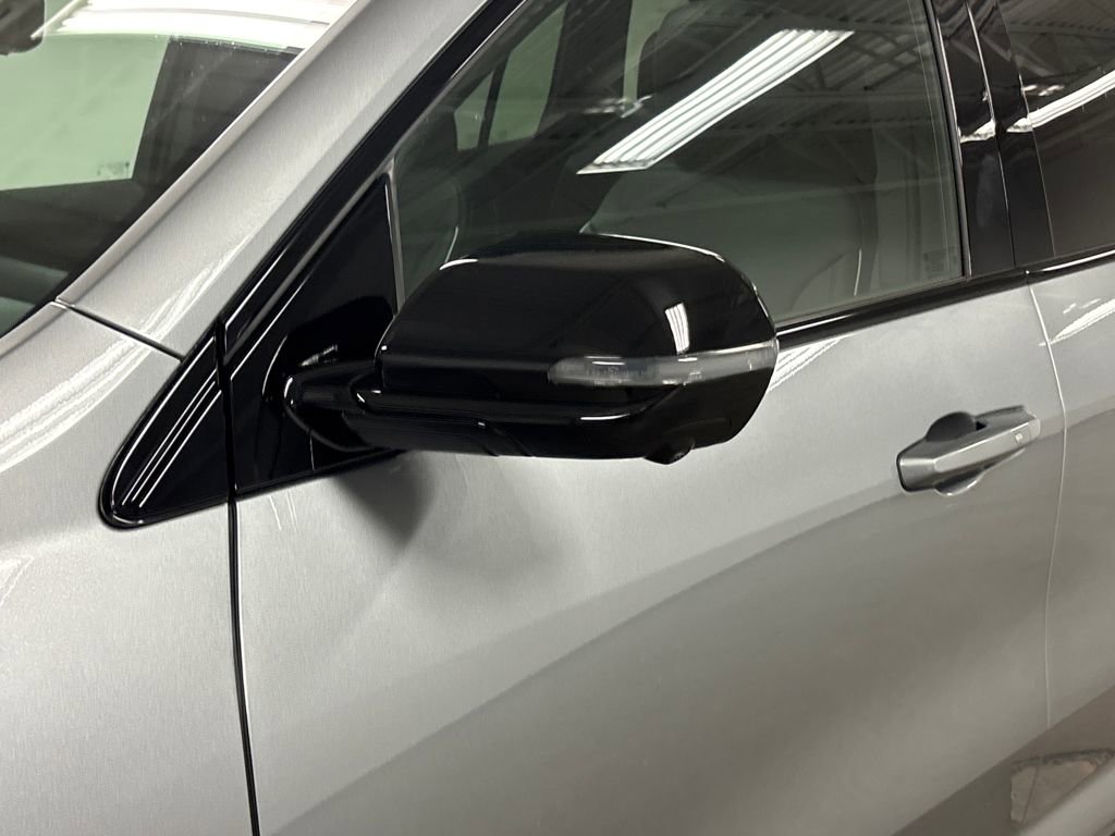 New 2026 Buick Enclave Sport Touring w/ Power Package image 11