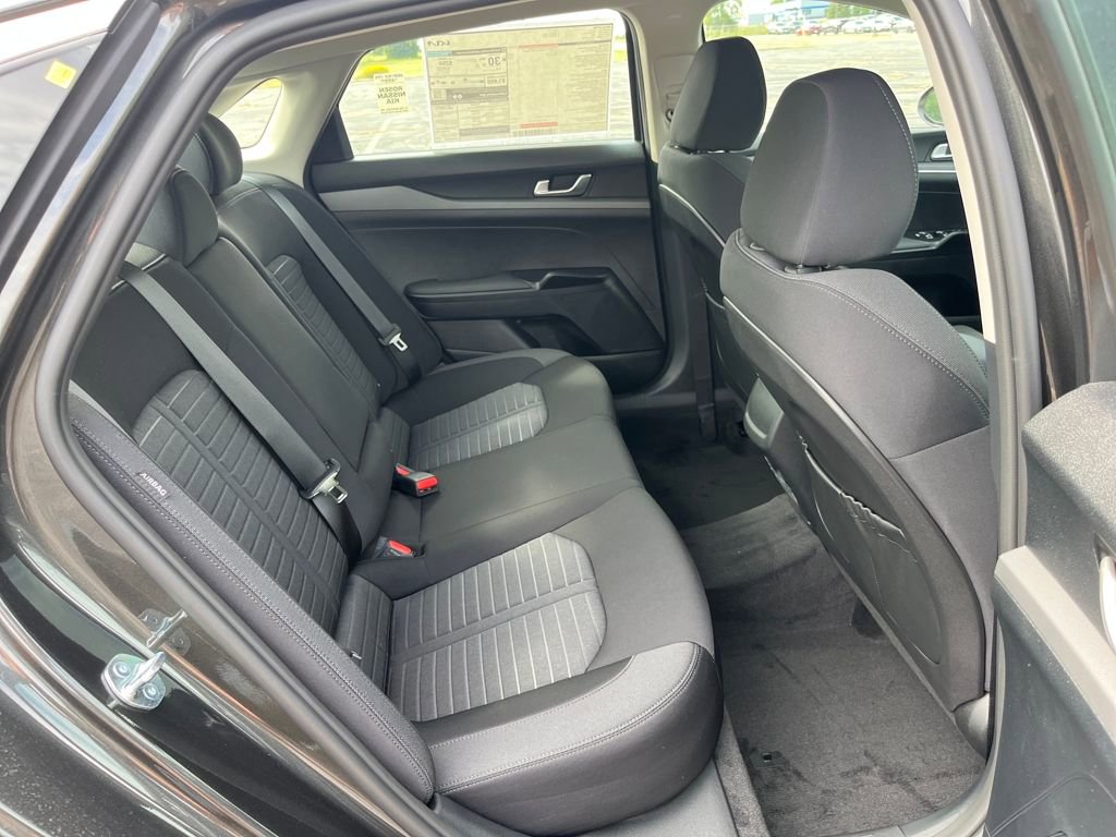 New 2026 Kia K5 LXS image 16