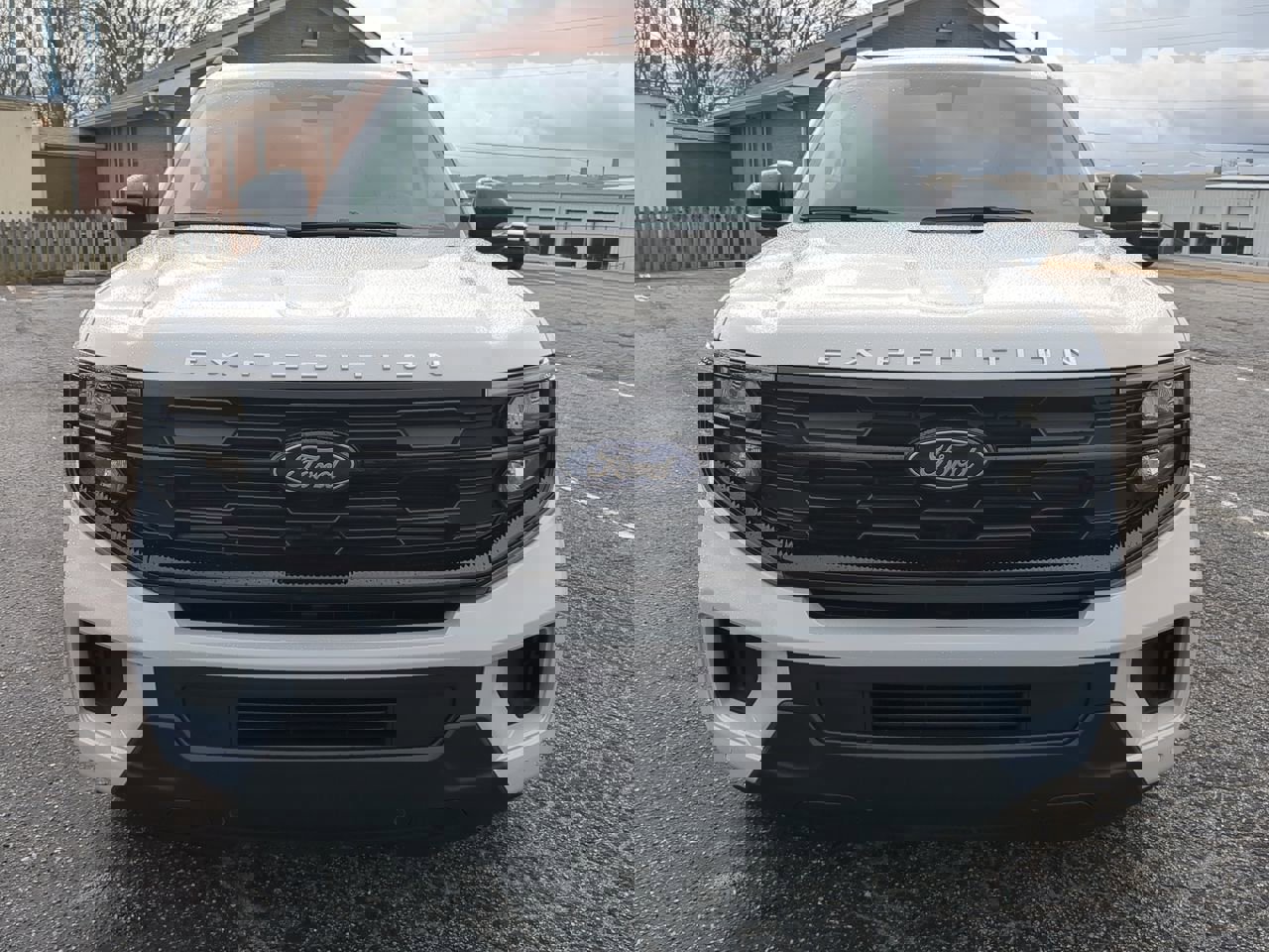 New 2026 Ford Expedition Active image 9