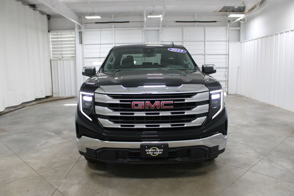 Used 2024 GMC Sierra 1500 SLE image 3