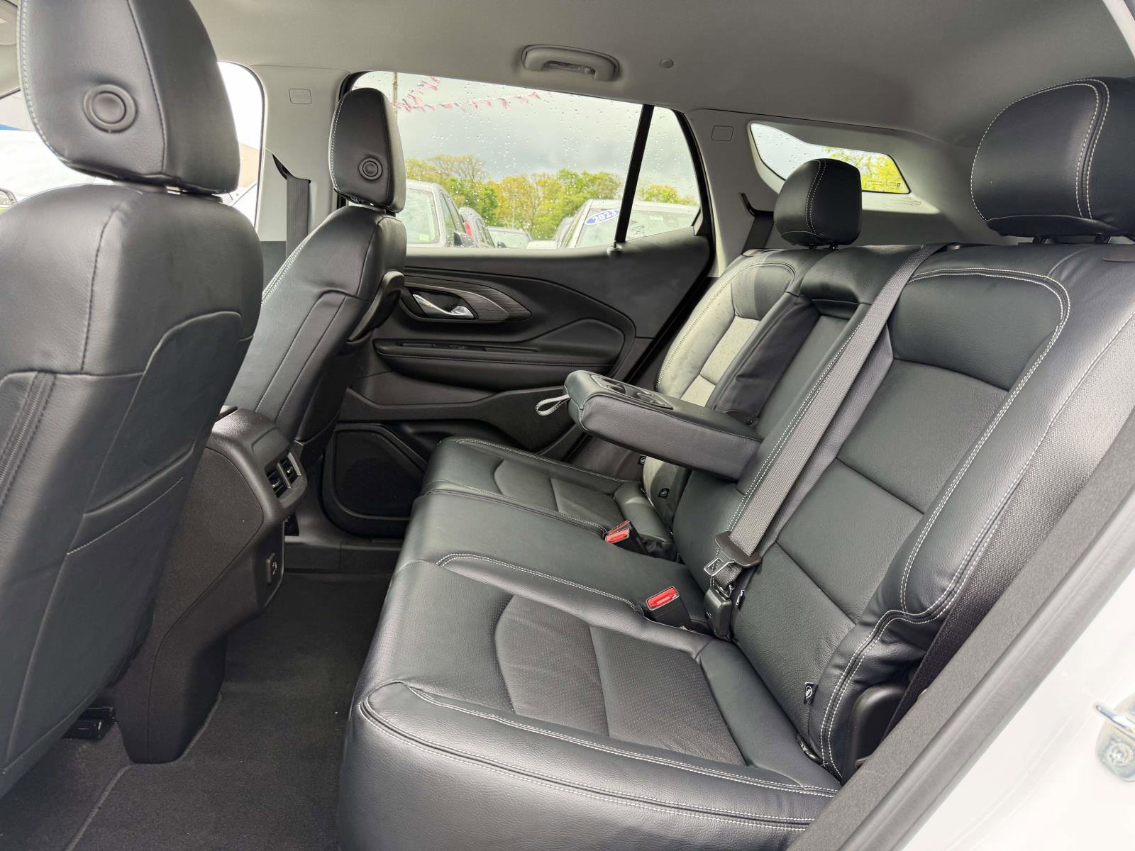Certified 2023 GMC Terrain SLE w/ Driver Convenience Package AWD/4WD image 12