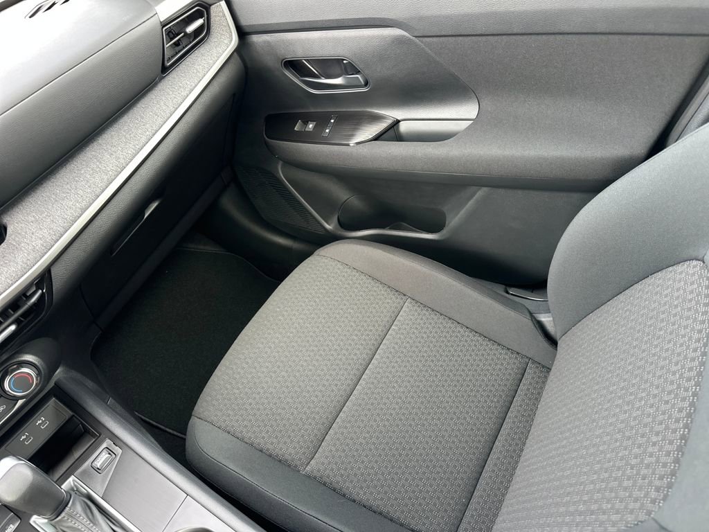 New 2026 Nissan Kicks S image 26