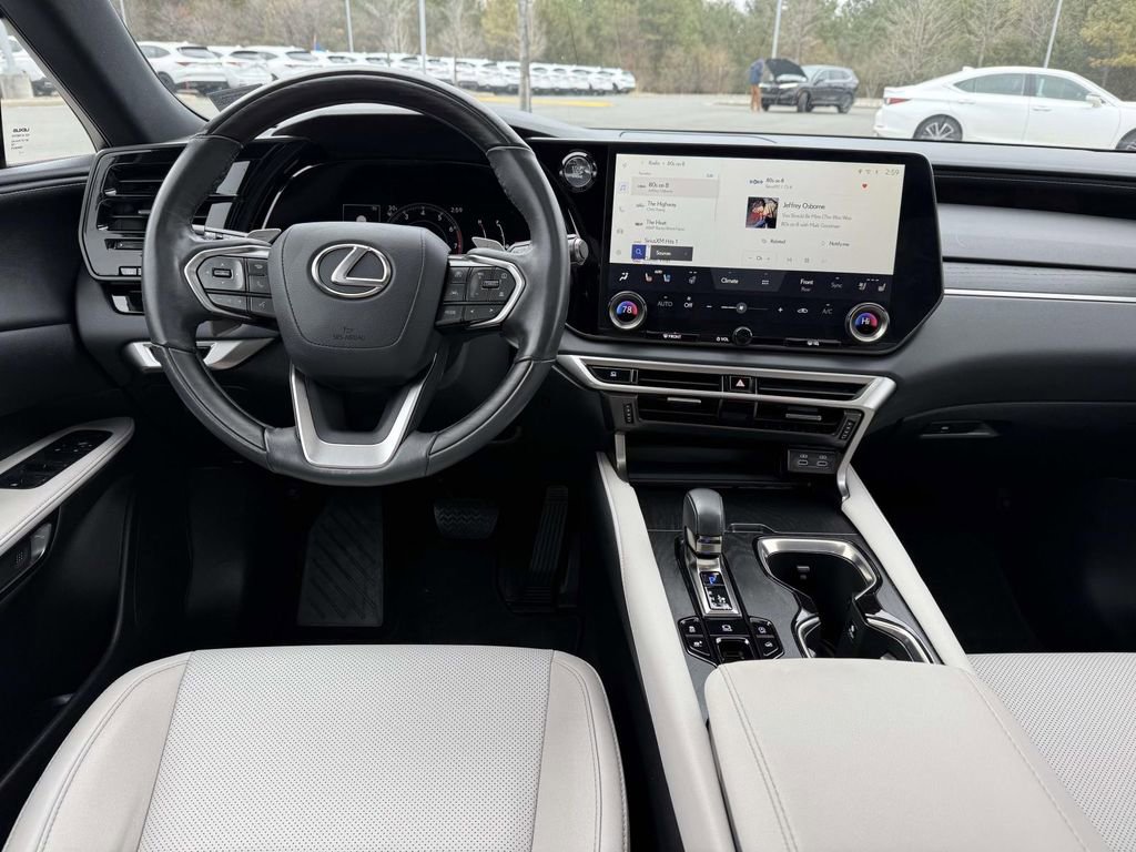 Used 2024 Lexus RX 350 Premium w/ Convenience Package image 8