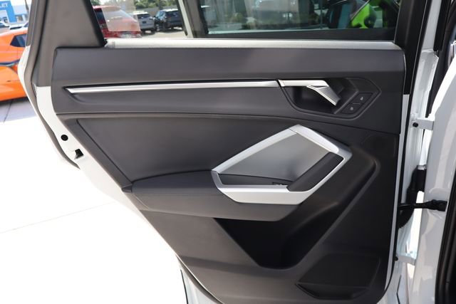 Used 2024 Audi Q3 2.0T Premium Plus image 29
