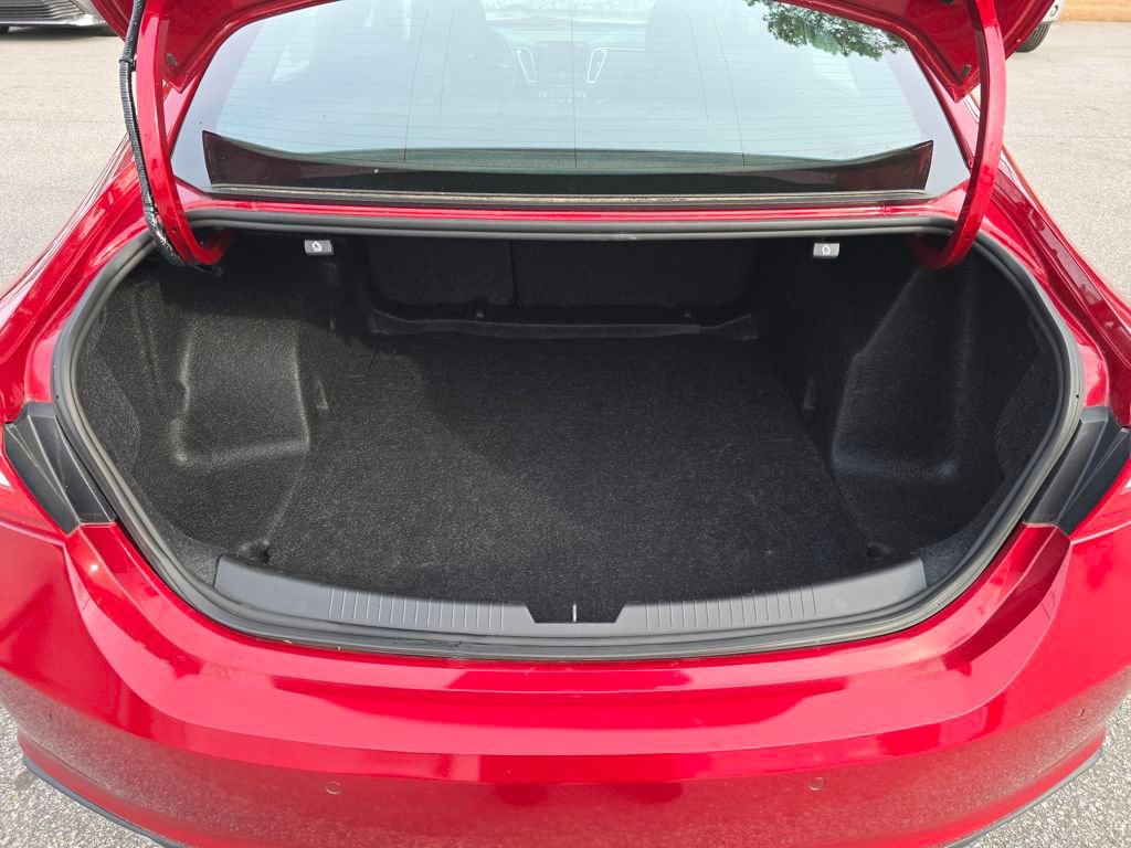 Used 2022 Chevrolet Malibu RS image 23