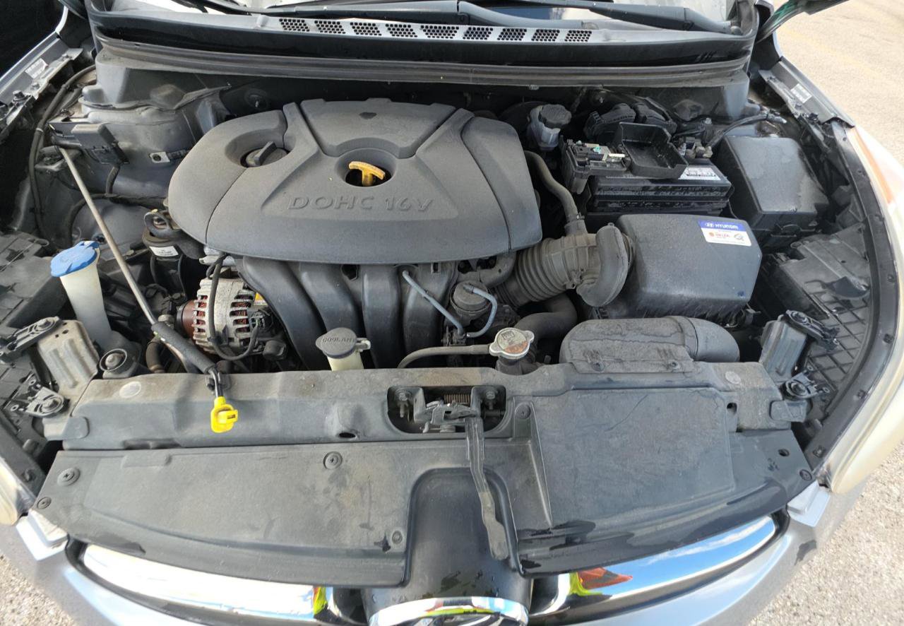 Used 2013 Hyundai Elantra Limited image 16