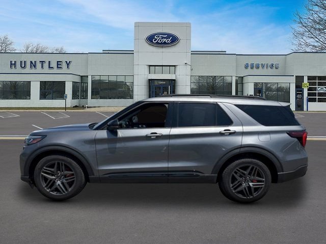 Used 2025 Ford Explorer ST w/ Sun And Sound Package AWD/4WD image 7