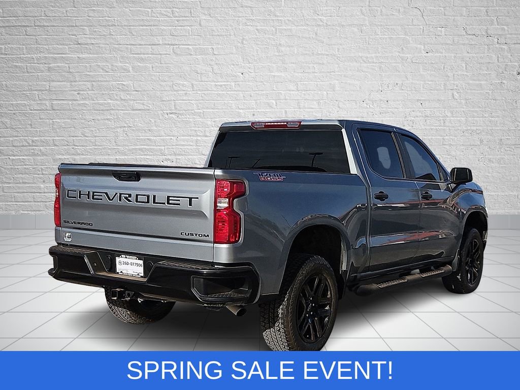 Used 2024 Chevrolet Silverado 1500 Custom Trail Boss w/ Turbomax Blackout Package image 4