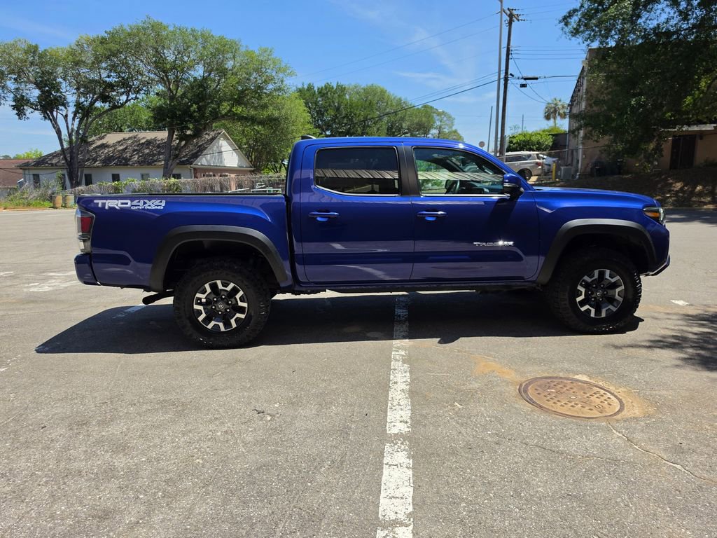 Used 2023 Toyota Tacoma TRD Off-Road w/ TRD Premium Off Road Package AWD/4WD image 39