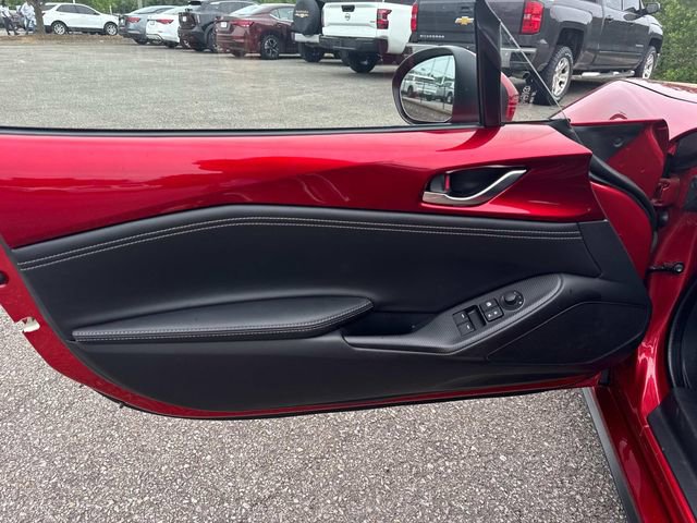 Used 2023 MAZDA MX-5 Miata Grand Touring RWD image 18