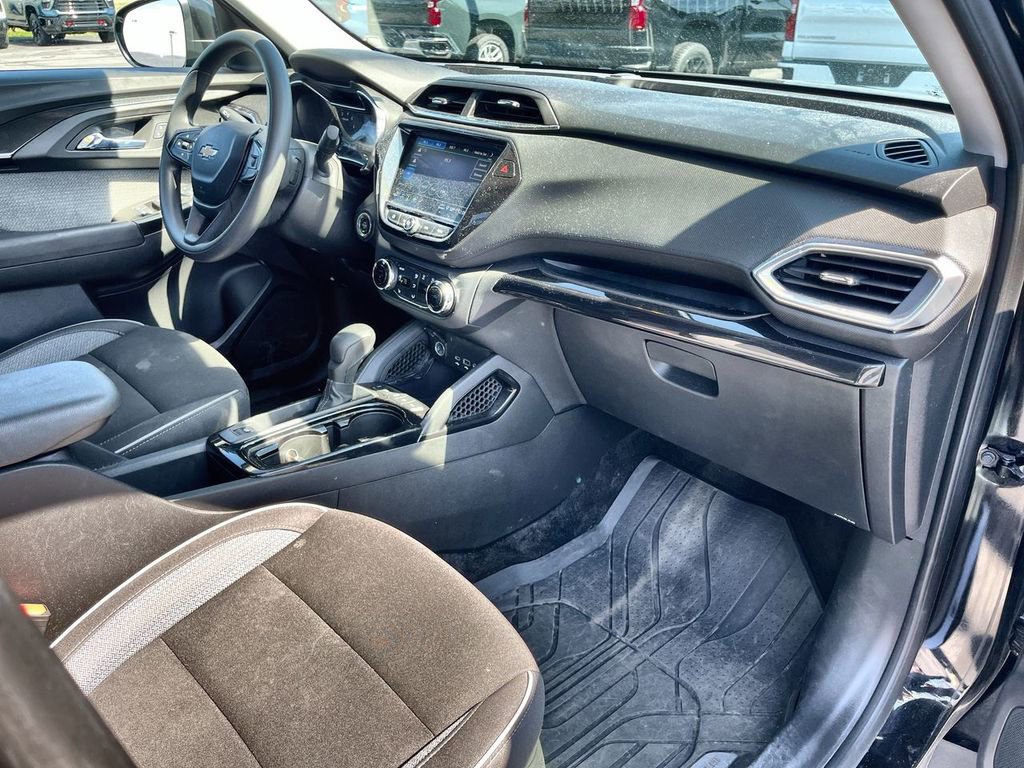 Certified 2023 Chevrolet TrailBlazer LT w/ Convenience Package image 27
