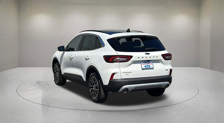New 2025 Ford Escape SE w/ PHEV Premium Package image 6