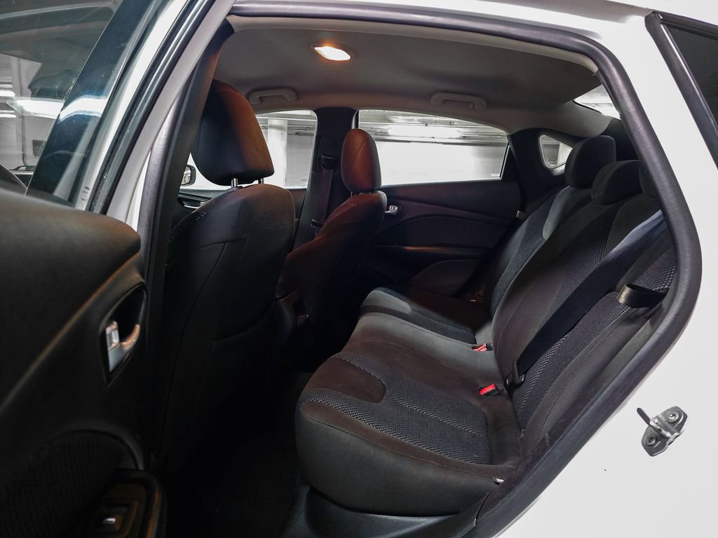 Used 2016 Dodge Dart SE w/ Convenience Group image 19