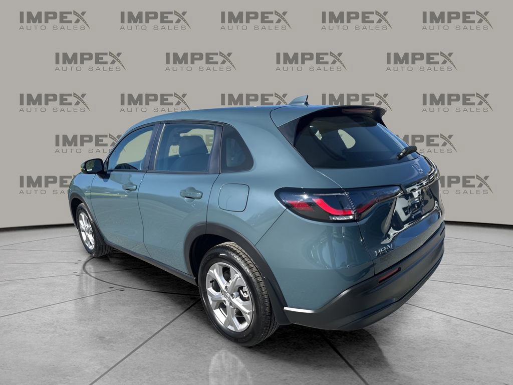 Used 2025 Honda HR-V LX image 3