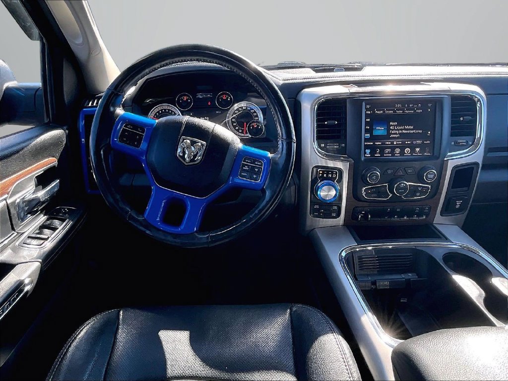 Used 2017 RAM 1500 Laramie w/ Convenience Group AWD/4WD image 5