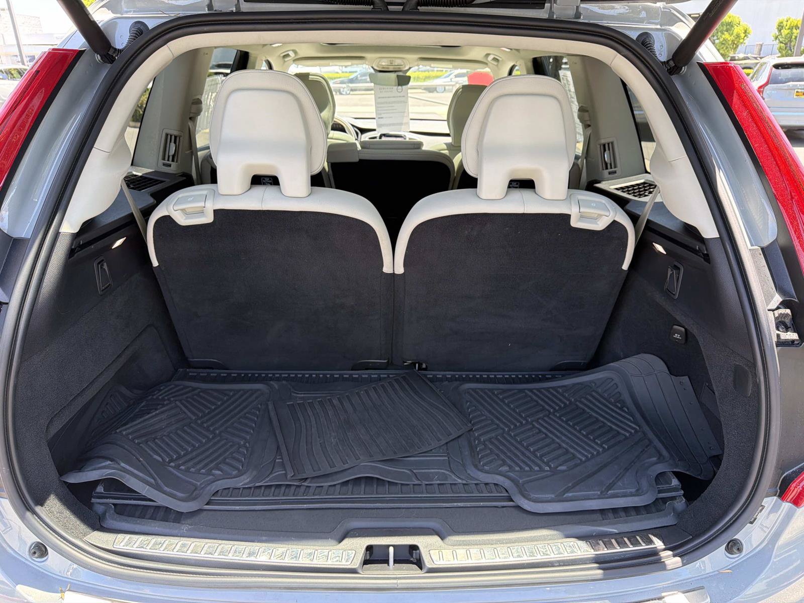 Certified 2024 Volvo XC90 B5 Core w/ Climate Package AWD/4WD image 24
