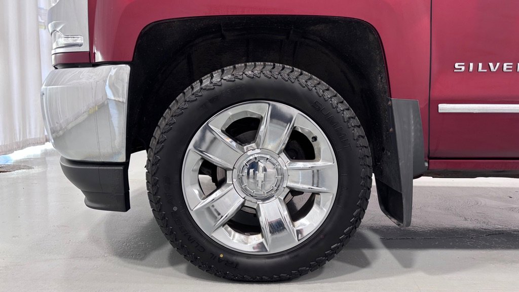 Used 2017 Chevrolet Silverado 1500 LTZ w/ Max Trailering Package AWD/4WD image 30
