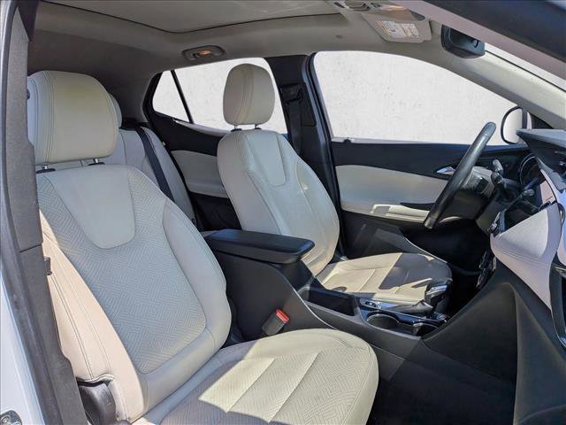 Used 2020 Buick Encore GX Essence w/ Experience Buick Package FWD image 18