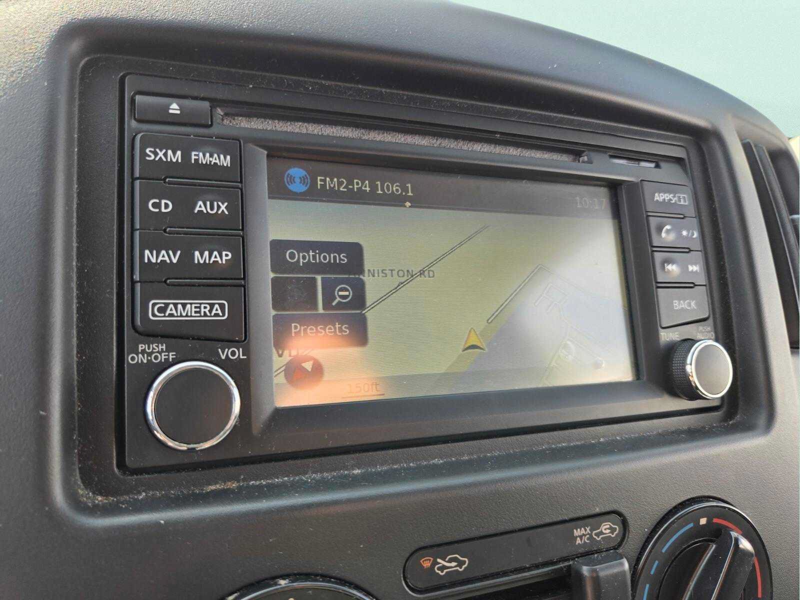 Used 2015 Nissan NV200 SV w/ Technology Package FWD image 29