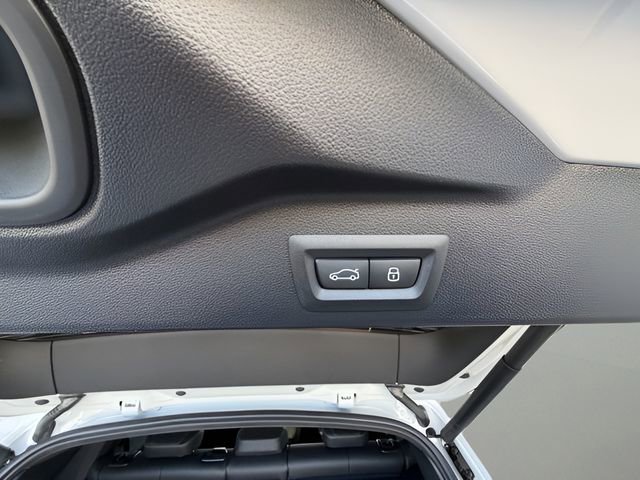 New 2026 BMW X5 xDrive40i w/ Premium Package AWD/4WD image 22