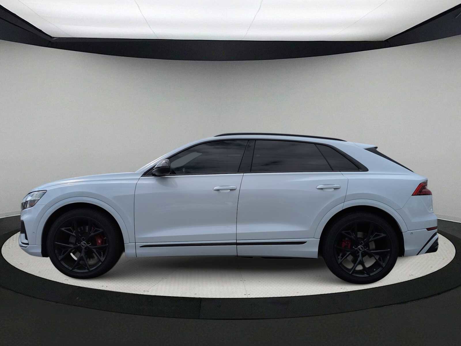 Used 2023 Audi SQ8 Premium Plus w/ Carbon Optic Package AWD/4WD image 5