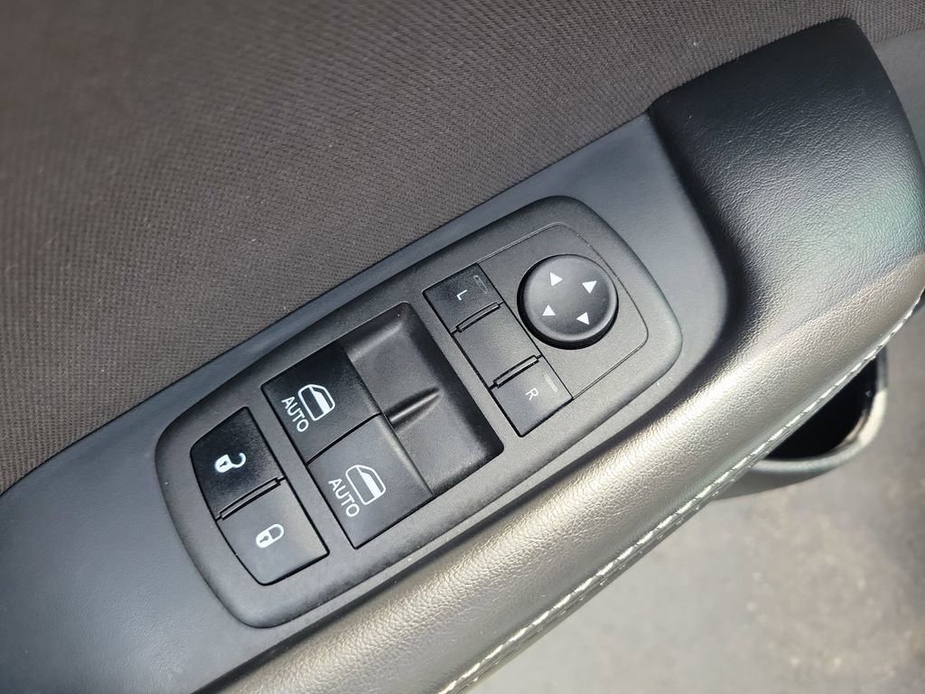 Used 2023 Dodge Challenger SXT w/ Blacktop Package image 15