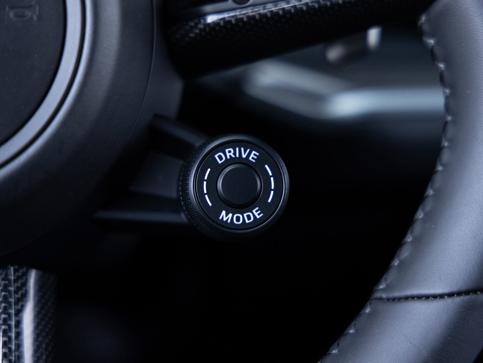 Certified 2026 Porsche Cayenne Turbo image 15