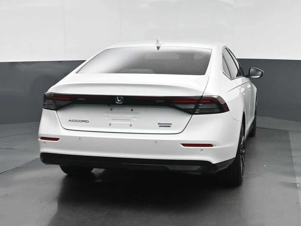 Used 2023 Honda Accord Touring image 6
