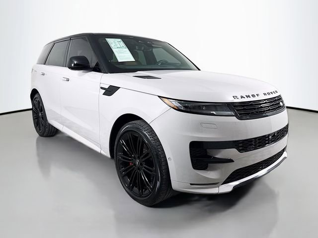 Used 2024 Land Rover Range Rover Sport Dynamic SE AWD/4WD image 3