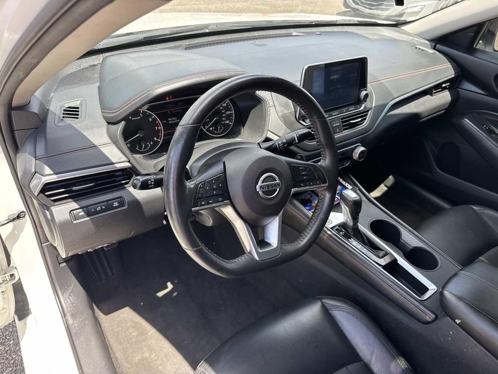 Used 2022 Nissan Altima 2.5 SR FWD image 19