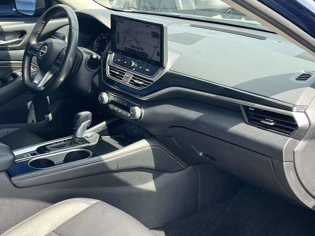 Used 2023 Nissan Altima 2.5 SR w/ SR Premium Package AWD/4WD image 25