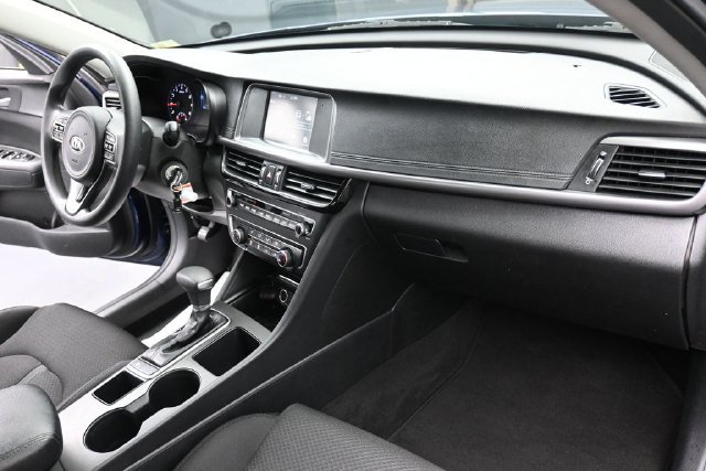 Used 2018 Kia Optima LX FWD image 31