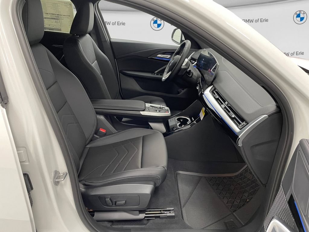 Certified 2026 BMW X2 xDrive28i AWD/4WD image 15