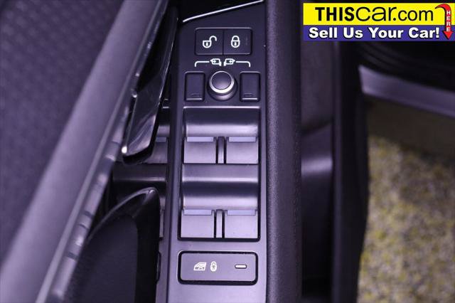 Used 2020 Land Rover Range Rover Evoque S AWD/4WD image 31