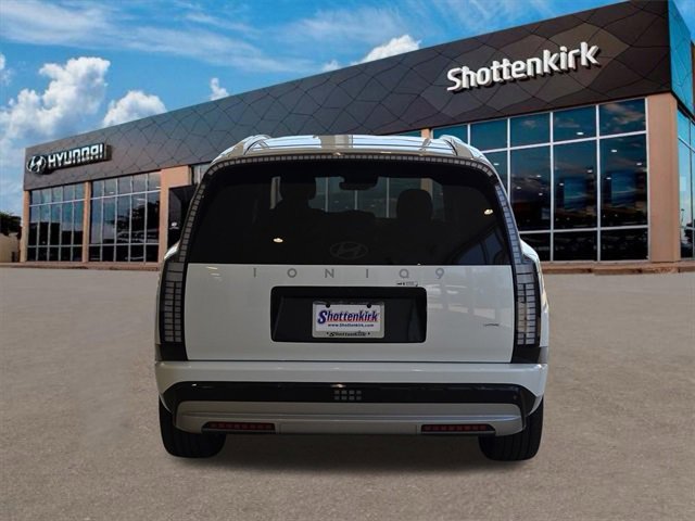 New 2026 Hyundai Ioniq 9 SEL image 7