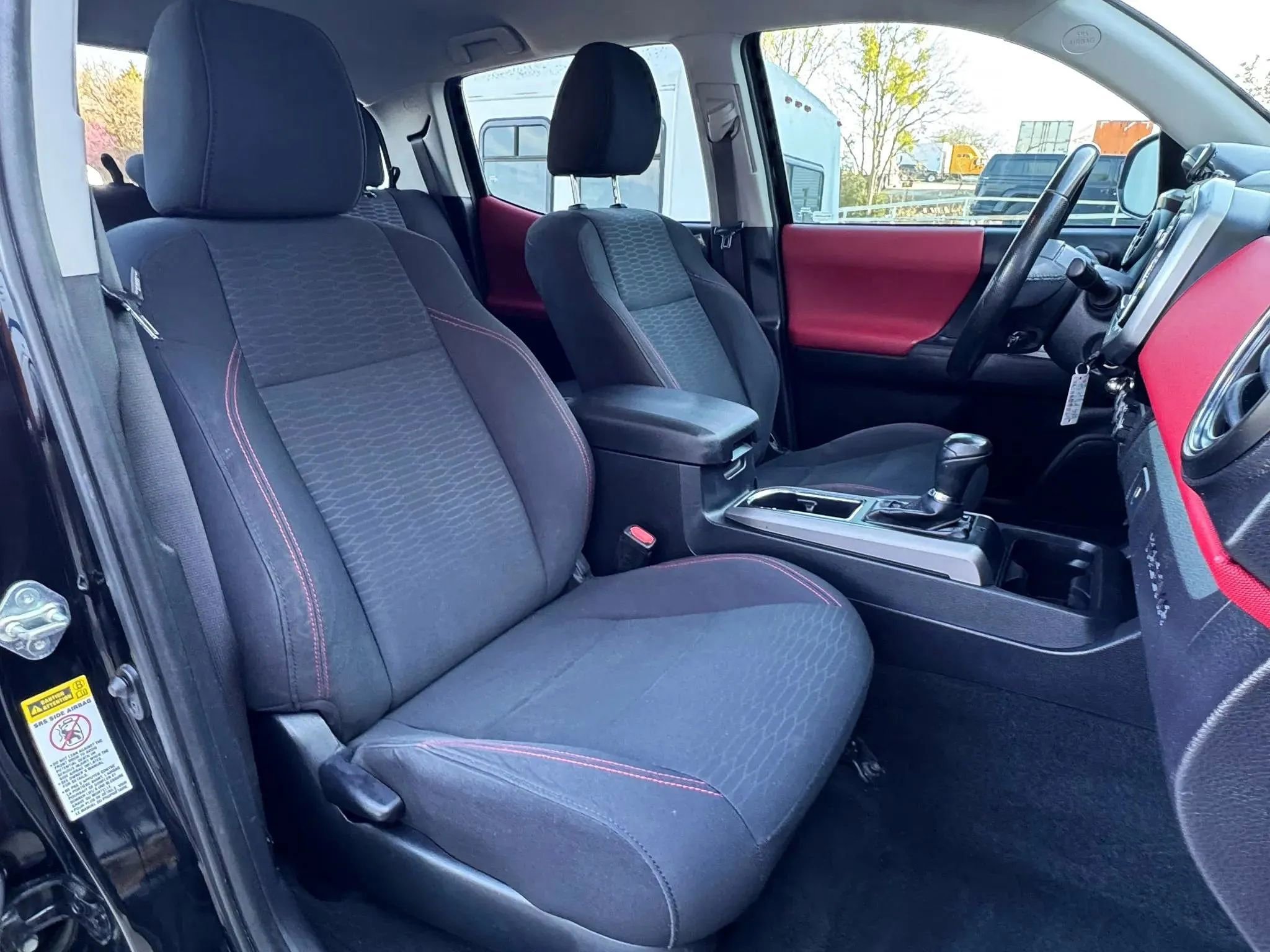 Used 2017 Toyota Tacoma SR5 w/ Tow Package image 14