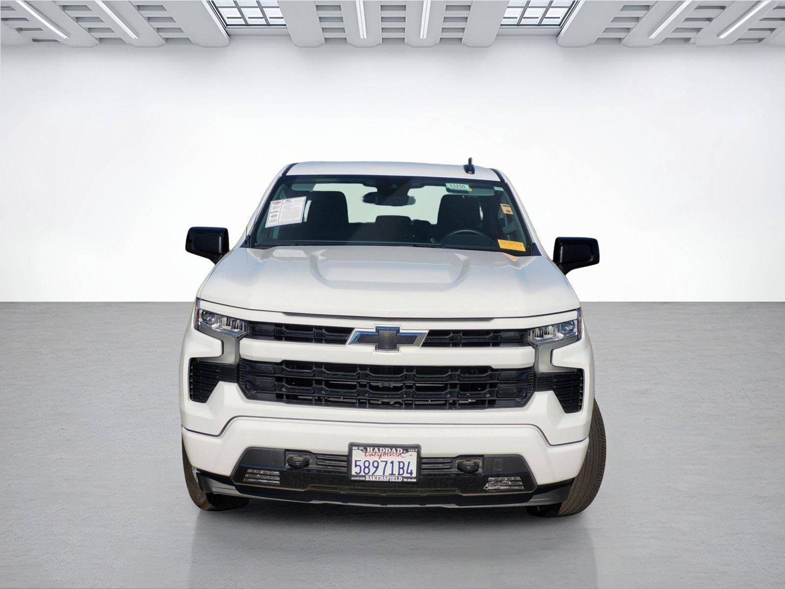 Used 2024 Chevrolet Silverado 1500 RST AWD/4WD image 2