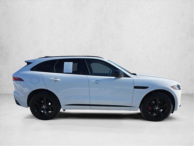 Certified 2025 Jaguar F-PACE R-Dynamic S image 4