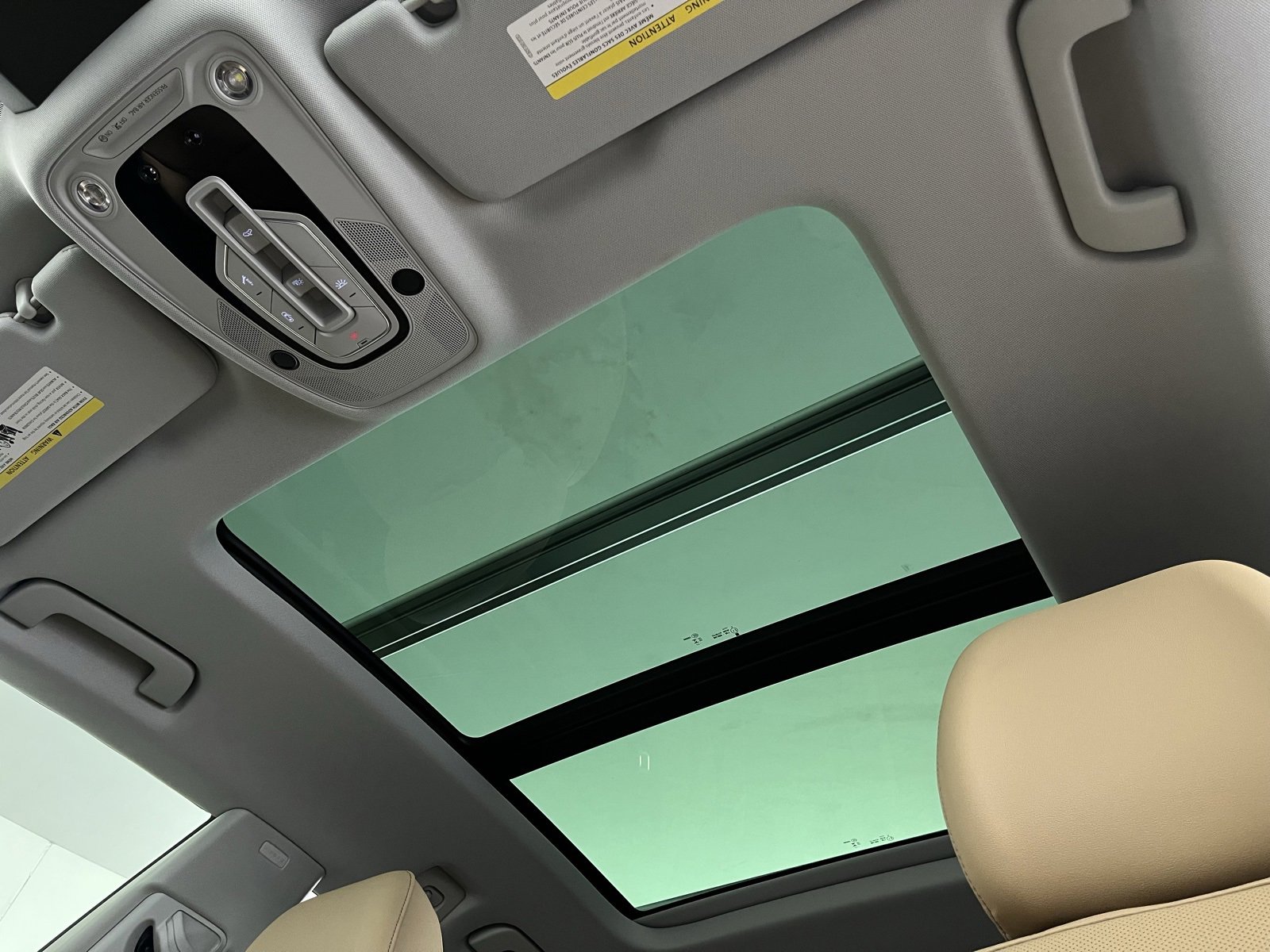 Used 2025 Audi Q8 Premium Plus w/ Premium Plus Package image 17