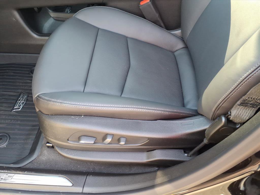 New 2026 Cadillac XT5 Premium Luxury w/ Driver Assist Package image 6