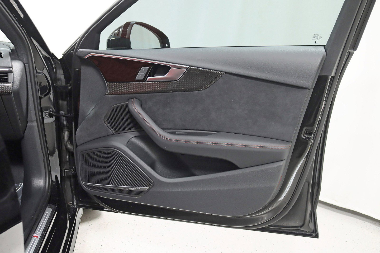 Used 2023 Audi S4 Prestige image 35