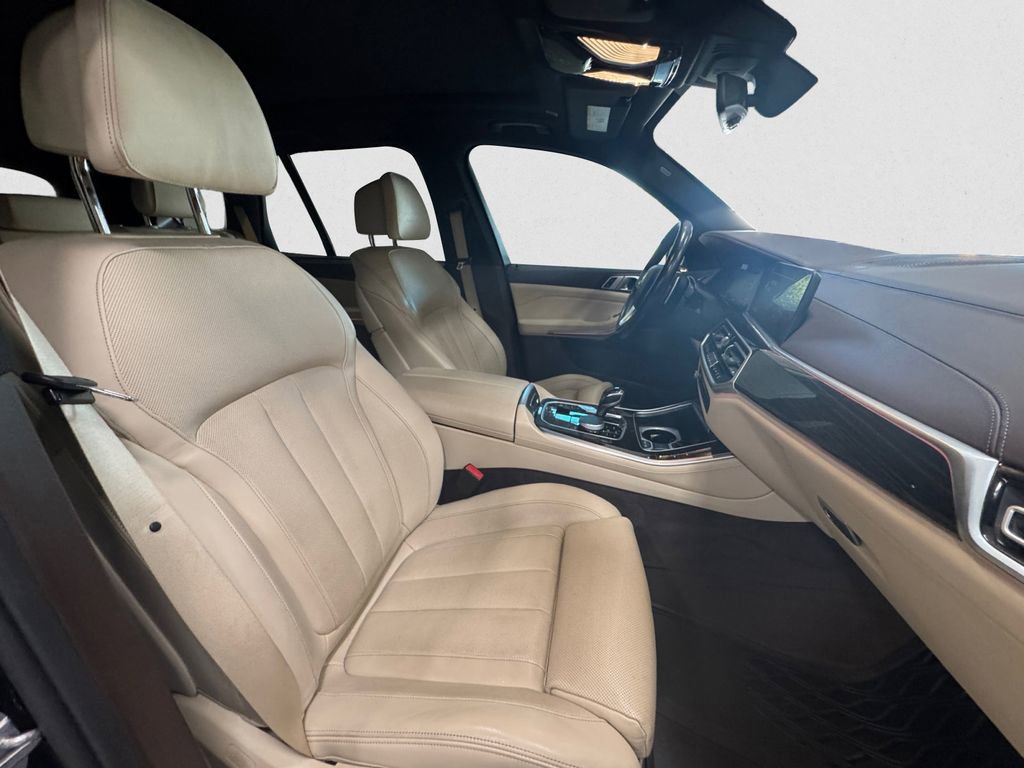 Used 2019 BMW X5 xDrive40i w/ Executive Package AWD/4WD image 15