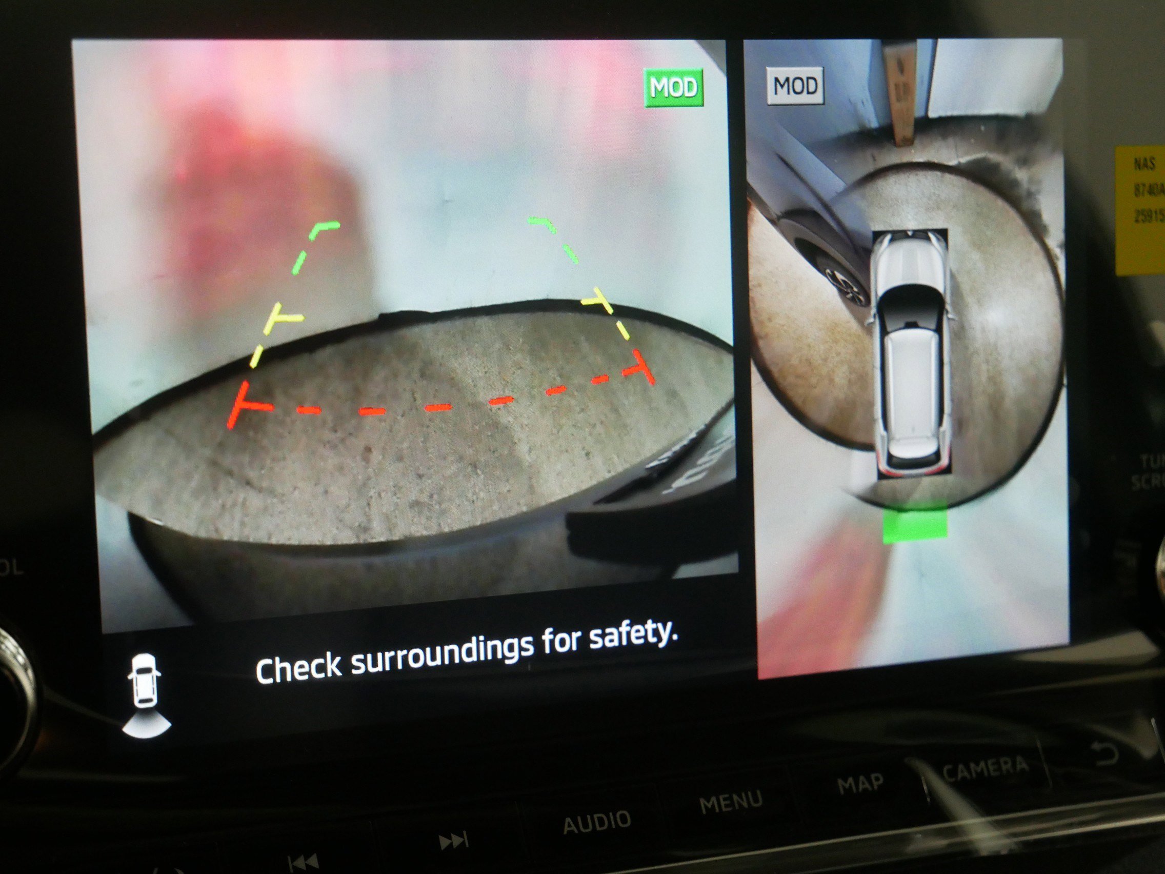 New 2025 Mitsubishi Outlander SE image 9