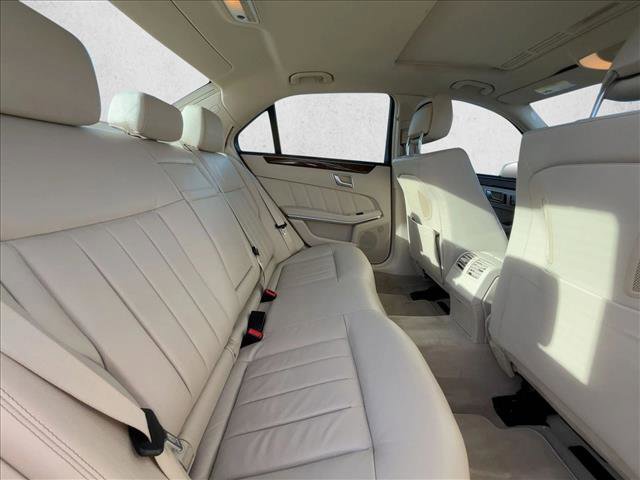 Used 2014 Mercedes-Benz E 350 4MATIC Sedan image 20
