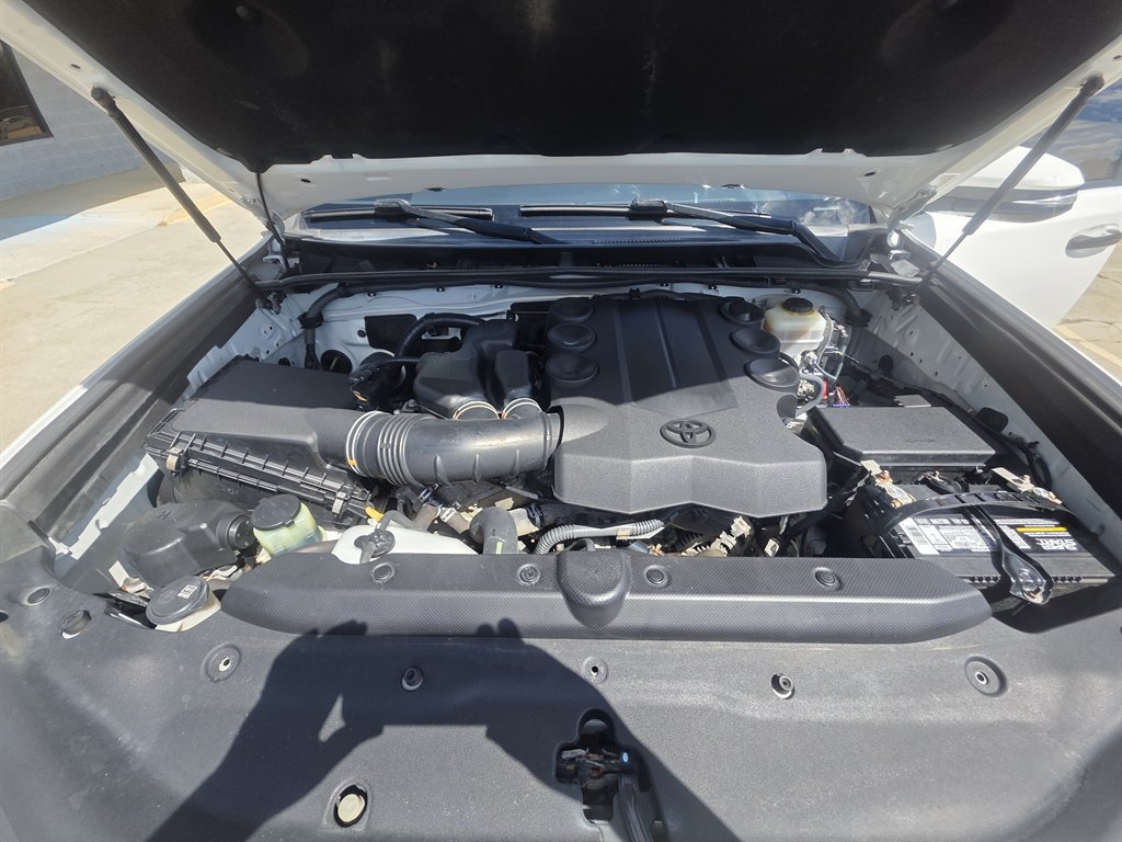 Used 2015 Toyota 4Runner SR5 Premium AWD/4WD image 15