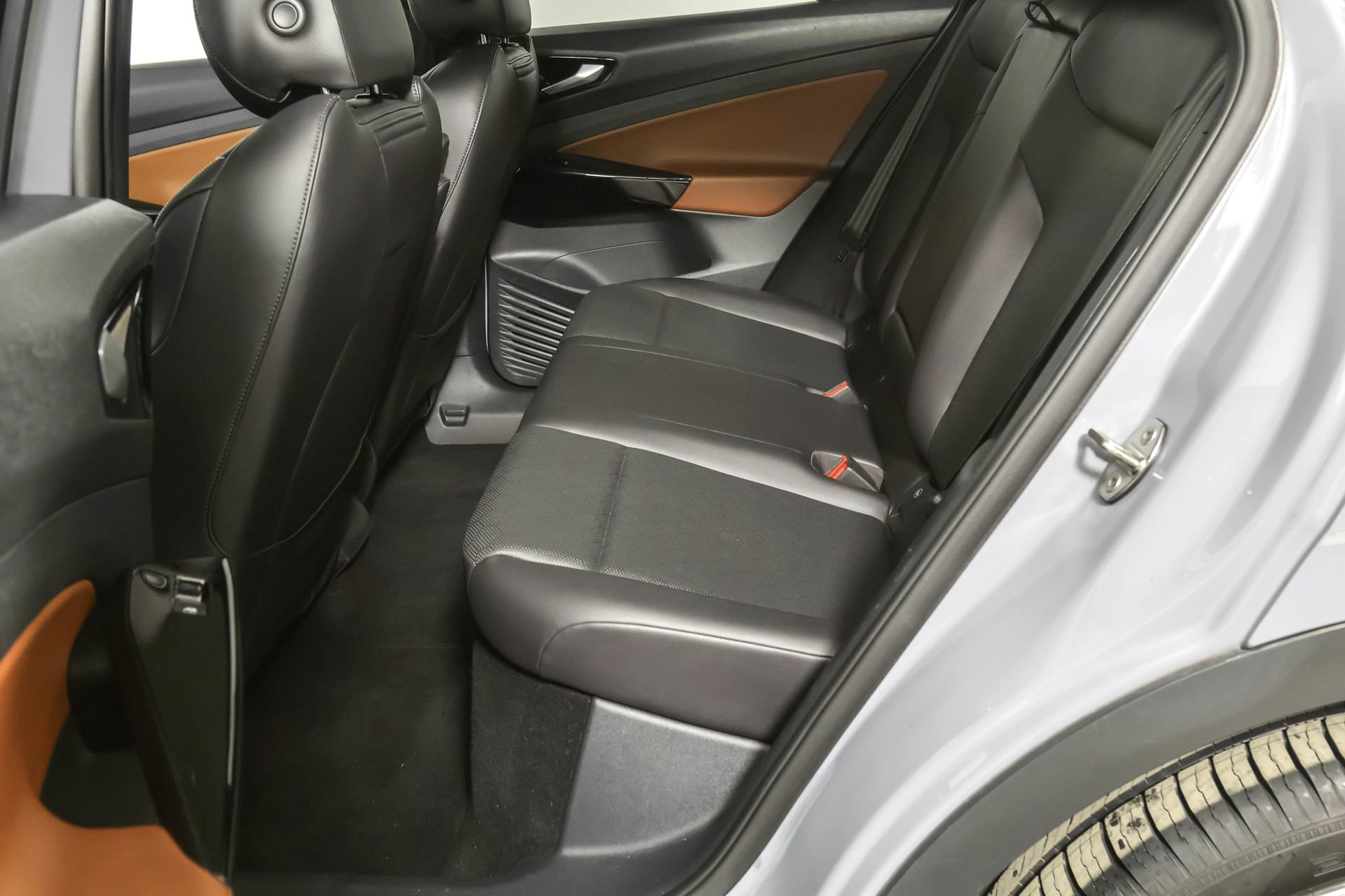 Used 2021 Volkswagen ID.4 Pro S image 38