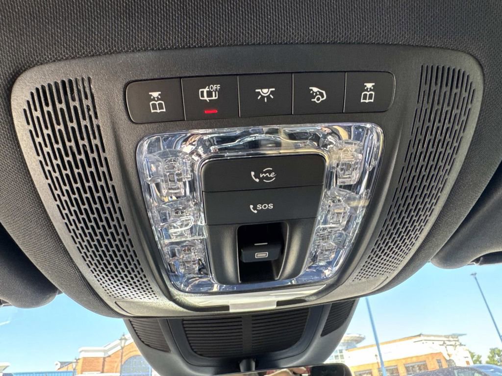 New 2026 Mercedes-Benz GLS 580 4MATIC image 22