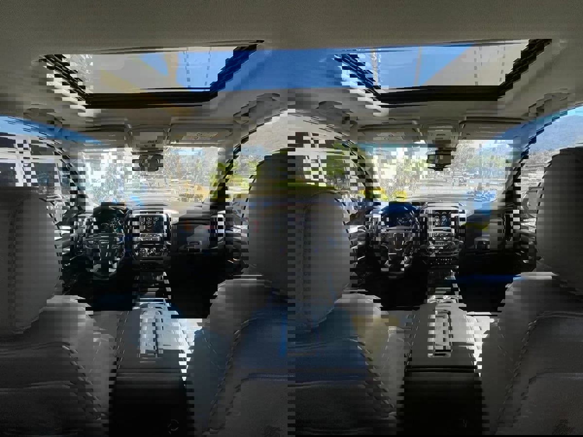 Used 2015 GMC Sierra 2500 Denali w/ Duramax Plus Package image 17