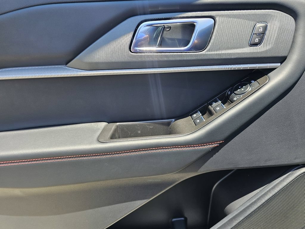 New 2026 Ford Explorer ST-Line RWD image 22