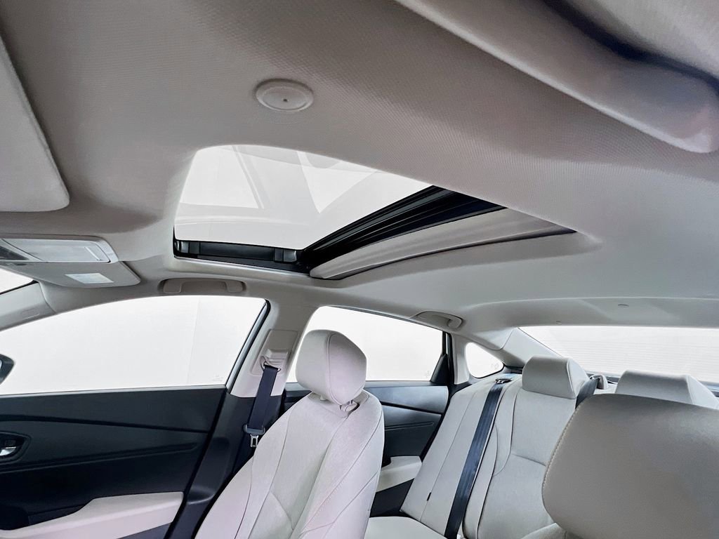 Used 2023 Honda Accord EX image 19